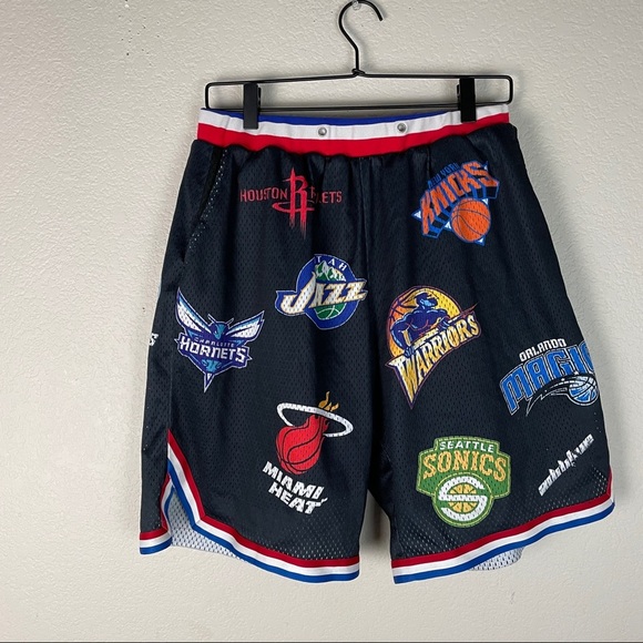 Additive NBA All Teams Shorts Size Medium